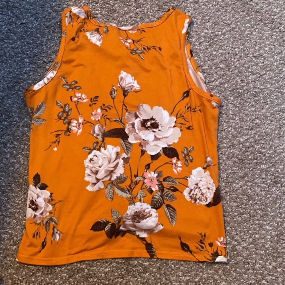 Tank top - Picture 2 of 3